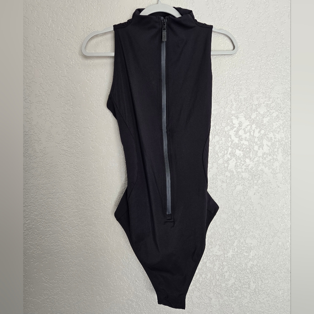 Ta3 Surfy Sleeveless Black Swimsuit Size XL / Xlong